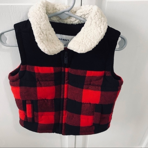 OLD NAVY Sherpa-Collar Flannel Vest Size 18-24M PRICE IS FIRM - Picture 2 of 6